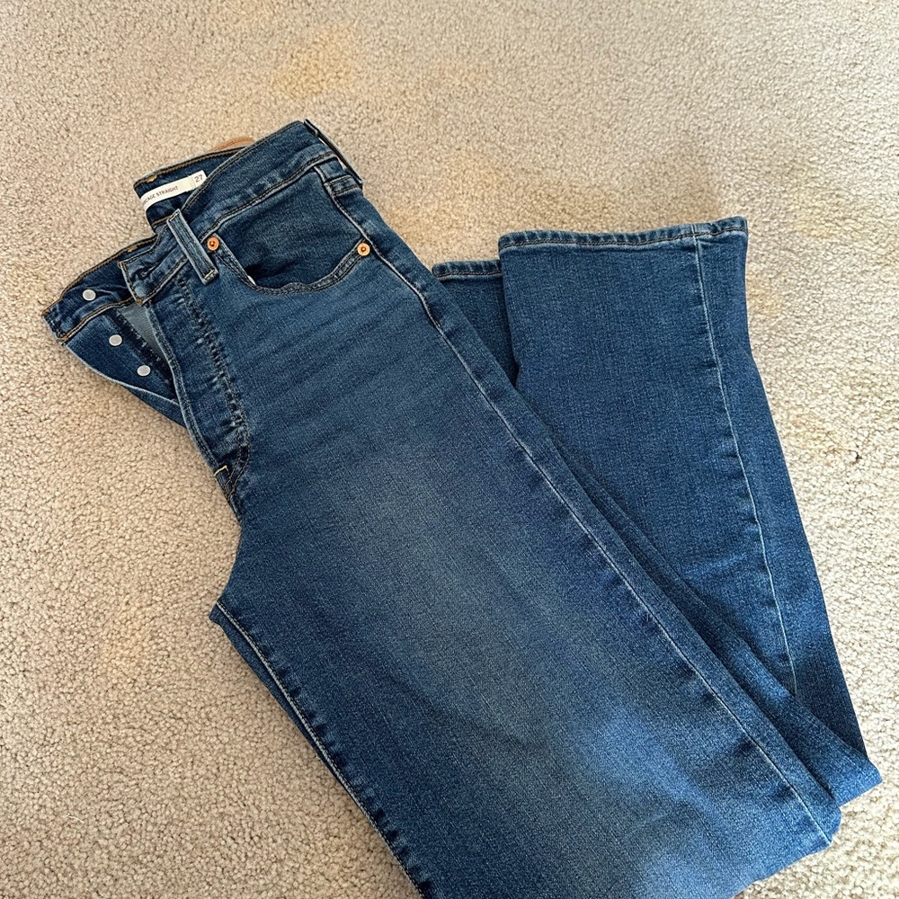 Levi's Women's Straight Leg Jeans - Dark Blue